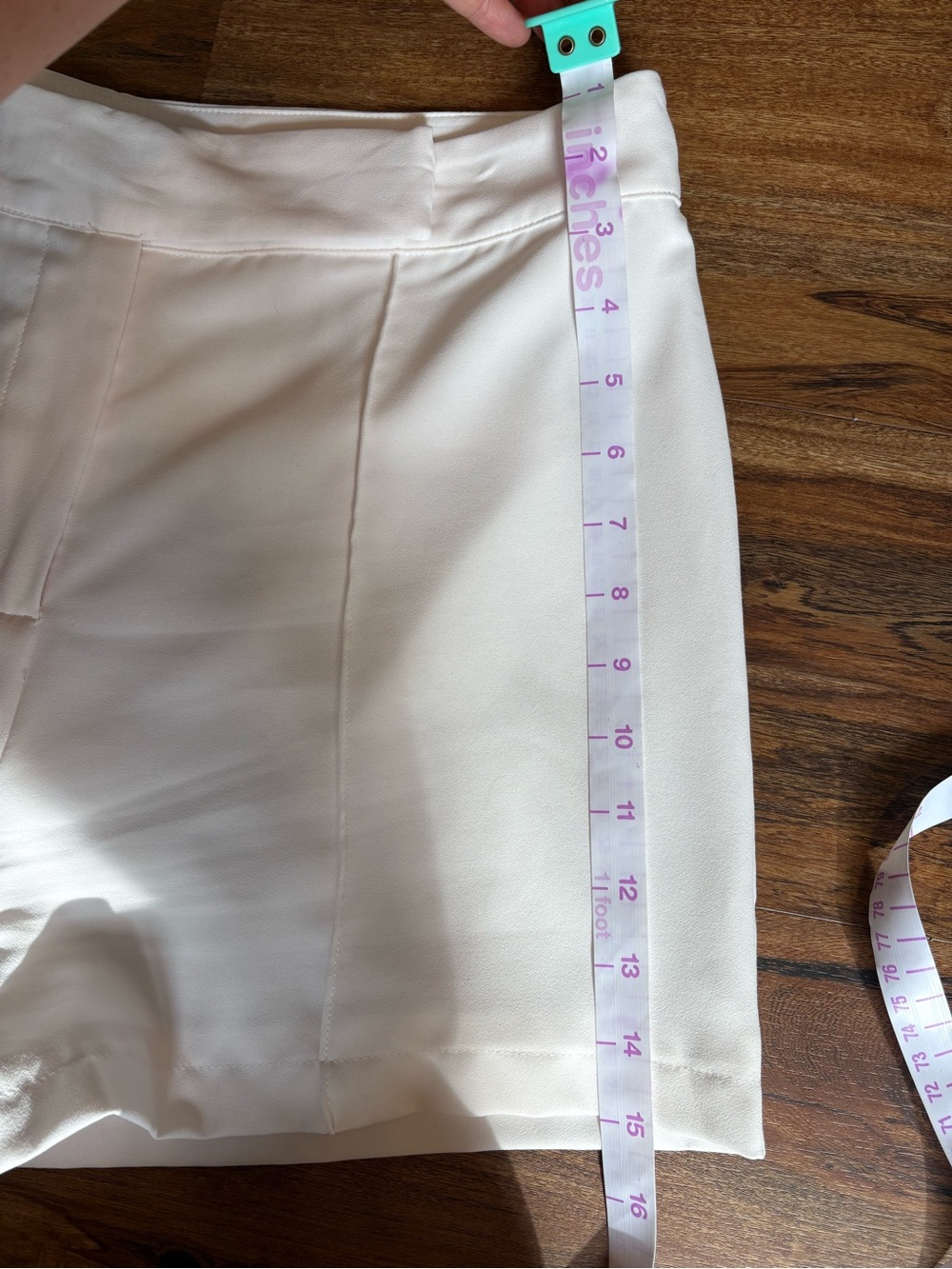 TCEC Large White High-Waist Tailored Shorts - Picture 7 of 7